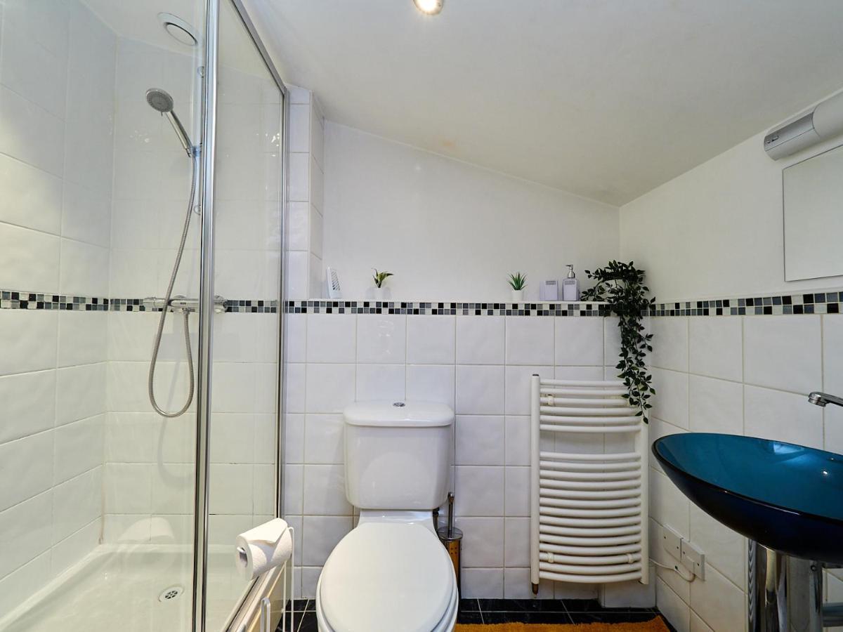 Emerald Suite - Two Story Duplex Apartment - Balcony - Contractors - Family - City Centre - Broadway Plaza - Five Ways - Sleeps 6 Birmingham Buitenkant foto