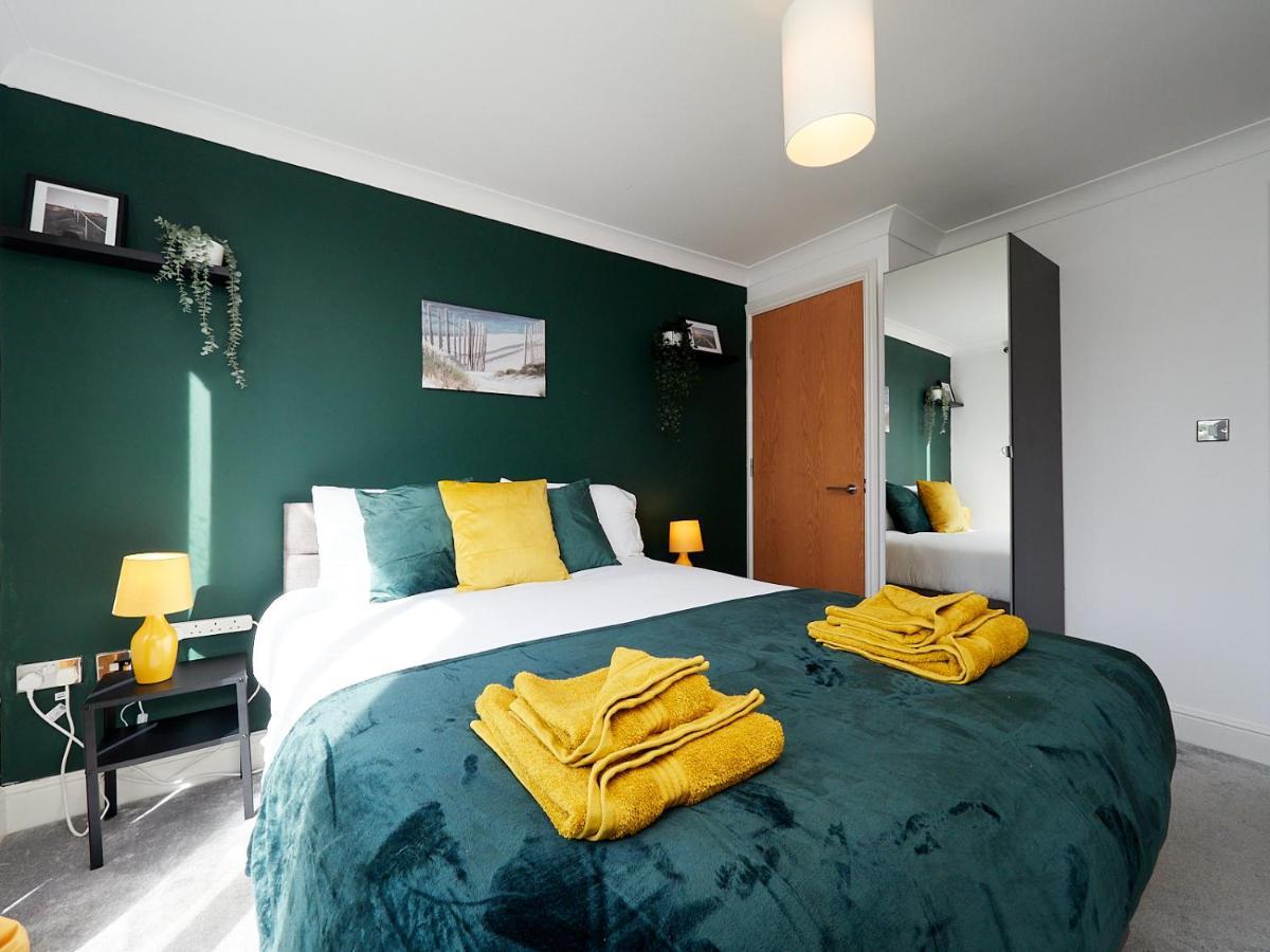 Emerald Suite - Two Story Duplex Apartment - Balcony - Contractors - Family - City Centre - Broadway Plaza - Five Ways - Sleeps 6 Birmingham Buitenkant foto