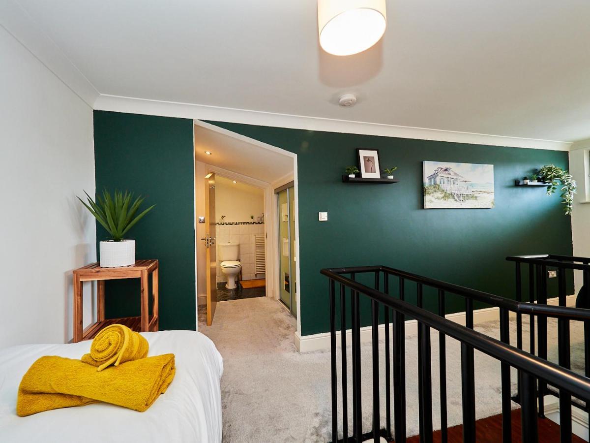 Emerald Suite - Two Story Duplex Apartment - Balcony - Contractors - Family - City Centre - Broadway Plaza - Five Ways - Sleeps 6 Birmingham Buitenkant foto