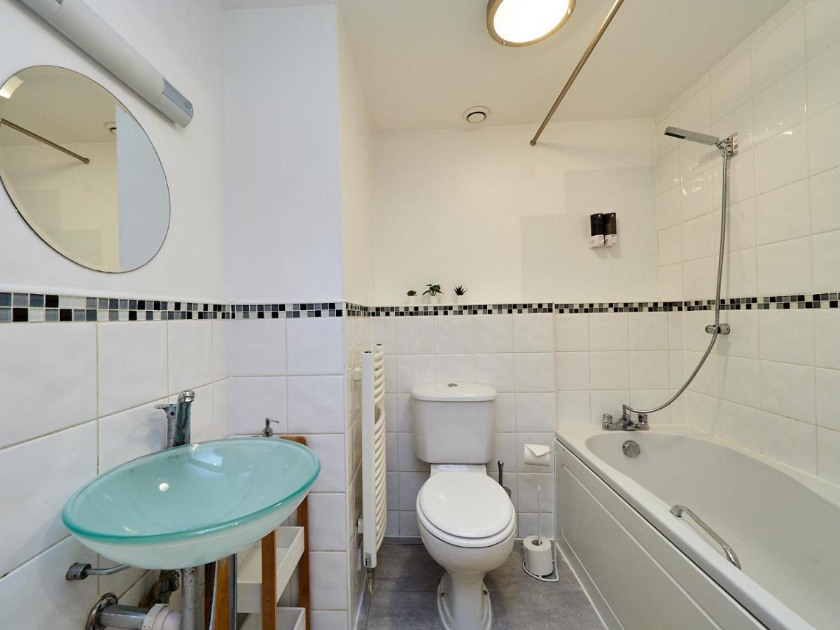 Emerald Suite - Two Story Duplex Apartment - Balcony - Contractors - Family - City Centre - Broadway Plaza - Five Ways - Sleeps 6 Birmingham Buitenkant foto